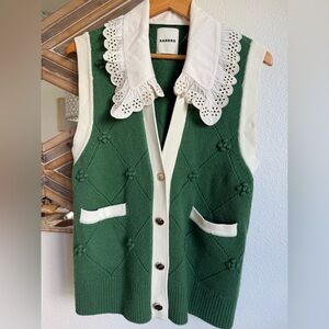 Sandro Scalloped Collar Wool Sweater Vest In Green